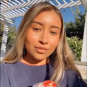 Meet your Posher, Karla